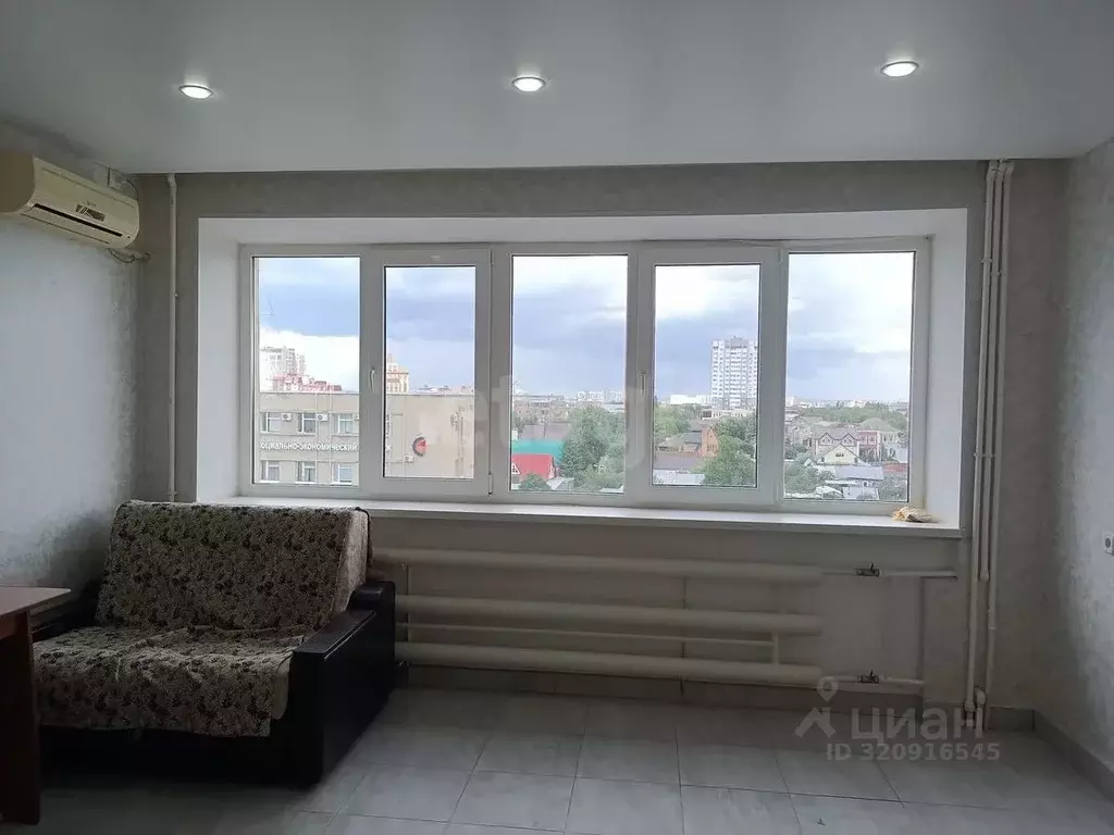 Студия Оренбургская область, Оренбург Туркестанская ул., 23 (23.0 м) - Фото 1