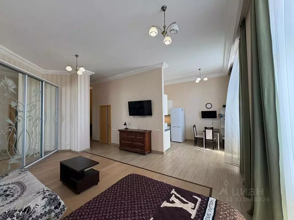 1-к кв. Крым, Ялта ул. Щорса, 30 (63.6 м) - Фото 1