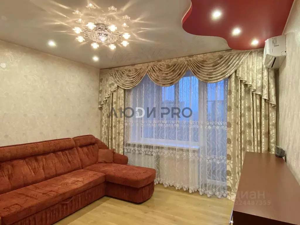 2-к кв. Кировская область, Киров Октябрьский просп., 60 (56.2 м) - Фото 1