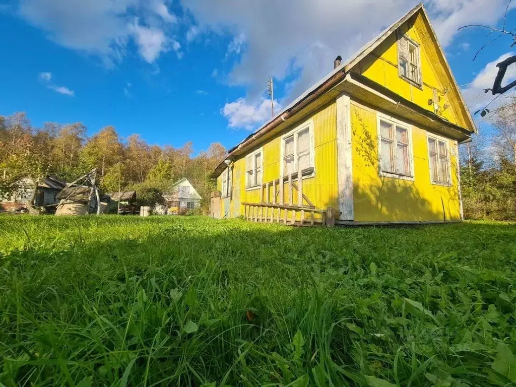 Дом в Ленинградская область, Кировский район, Синявинское городское ... - Фото 0