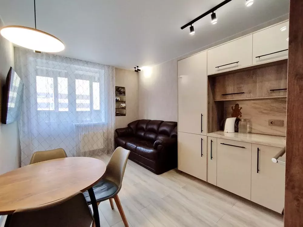 Продается 2-комнатная квартира - Фото 2