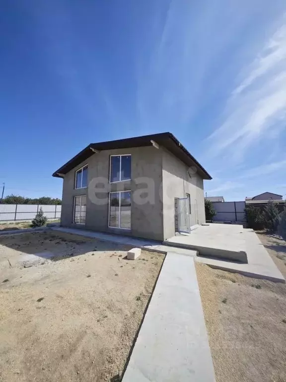 Дом в Крым, Сакский район, Ореховское с/пос, с. Михайловка ул. ... - Фото 2