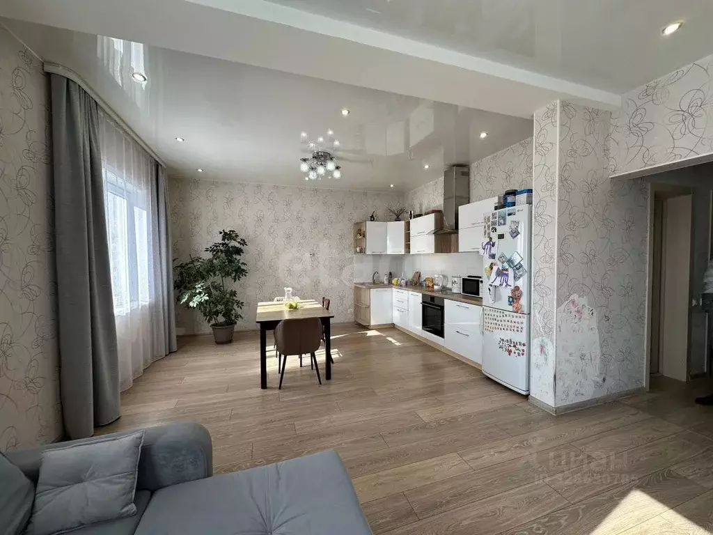 Дом в Бурятия, Улан-Удэ ул. Солбона Ангабаева, 250 (98 м) - Фото 1