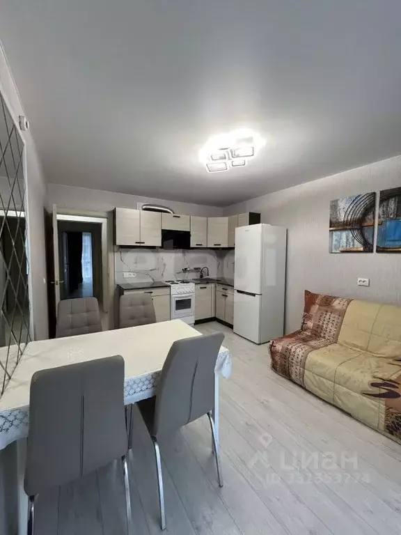 2-к кв. Адыгея, Майкоп ул. Олега Цокова, 4 (65.6 м) - Фото 1