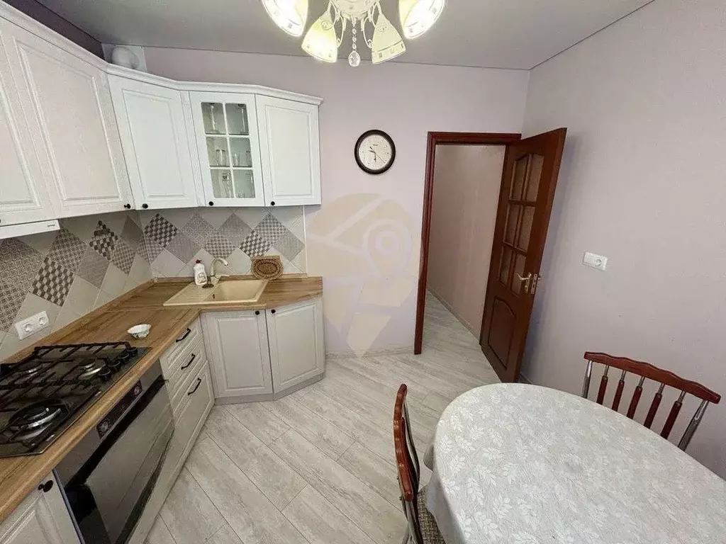 3-к кв. Белгородская область, Губкин Преображенская ул., 4А (73.1 м) - Фото 2