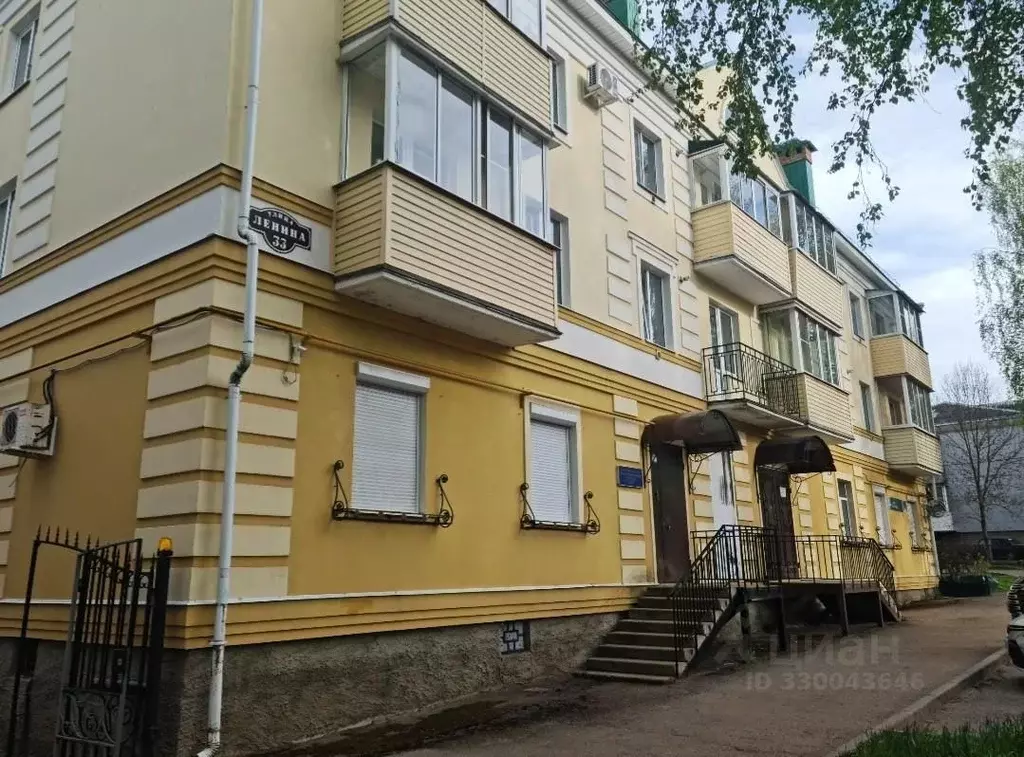3-к кв. Ярославская область, Углич ул. Ленина, 33 (82.9 м) - Фото 1