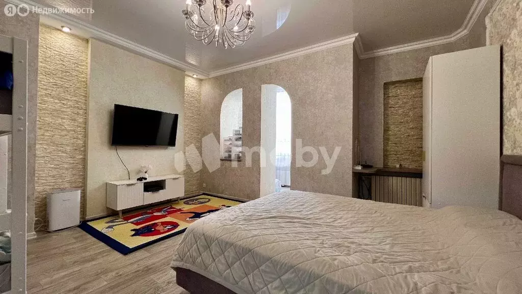 2-комнатная квартира: Калининград, Автомобильная улица, 10 (46 м) - Фото 0