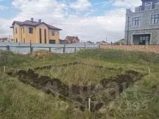 Участок в Омская область, Омск Вьюжная ул. (8.5 сот.) - Фото 1