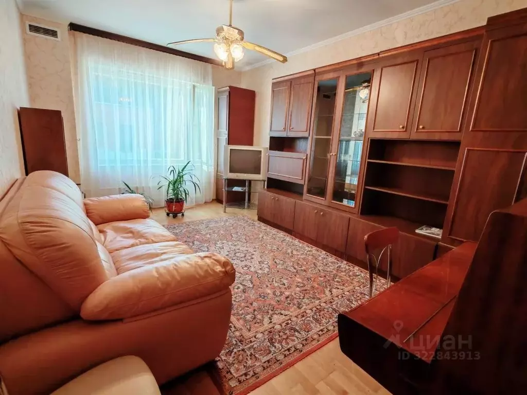 2-к кв. Санкт-Петербург просп. Тореза, 44к2 (70.0 м) - Фото 0