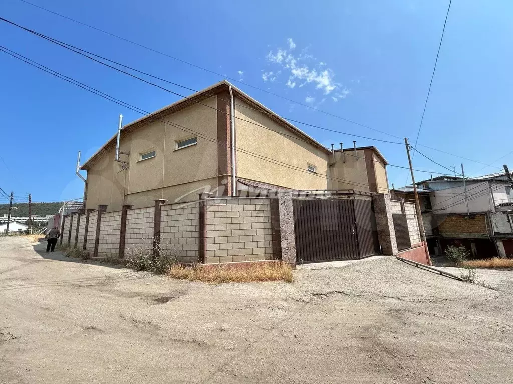 Продажа нежилого здания в Алуште - Фото 1