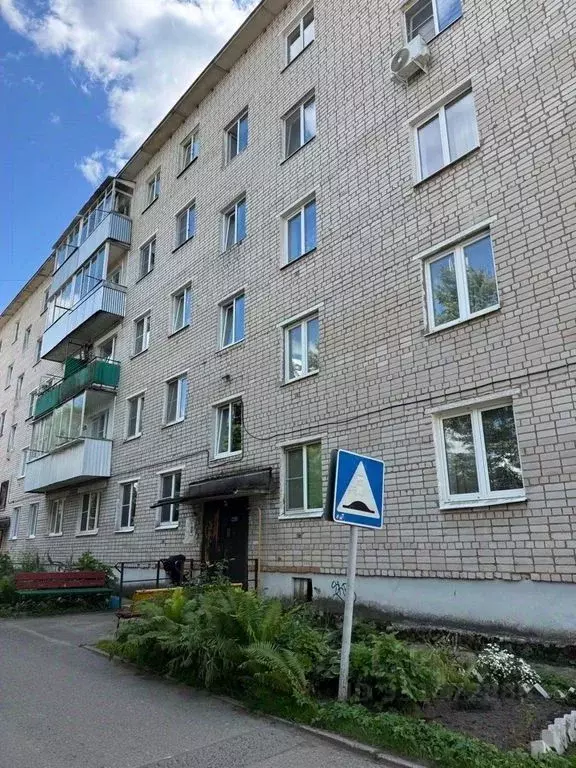 3-к кв. Тверская область, Кимры ул. Чапаева, 26 (58.2 м) - Фото 1