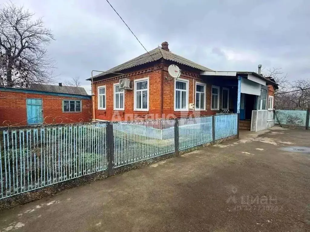 Дом в Краснодарский край, Усть-Лабинский район, Кирпильское с/пос, ... - Фото 2