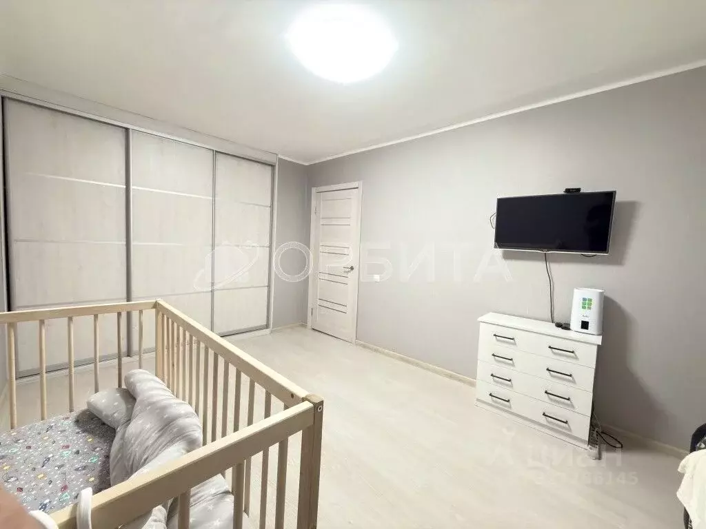 1-к кв. Тюменская область, Тюмень ул. Белинского, 12 (30.4 м) - Фото 1