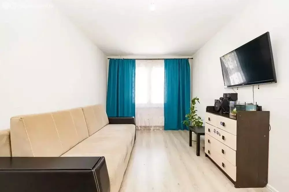 1-комнатная квартира: Свердловская область, муниципальное образование ... - Фото 1