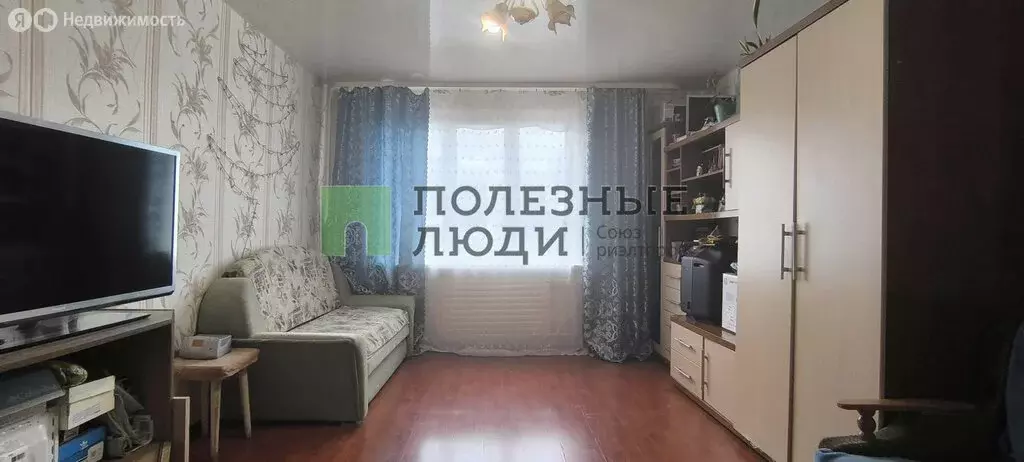 3-комнатная квартира: Ижевск, Молодёжная улица, 10 (55.2 м) - Фото 1