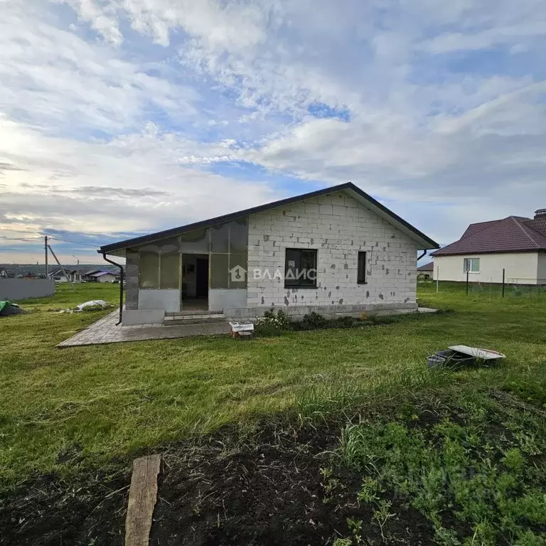 Дом в Белгородская область, Белгородский район, Разумное рп ул. ... - Фото 1