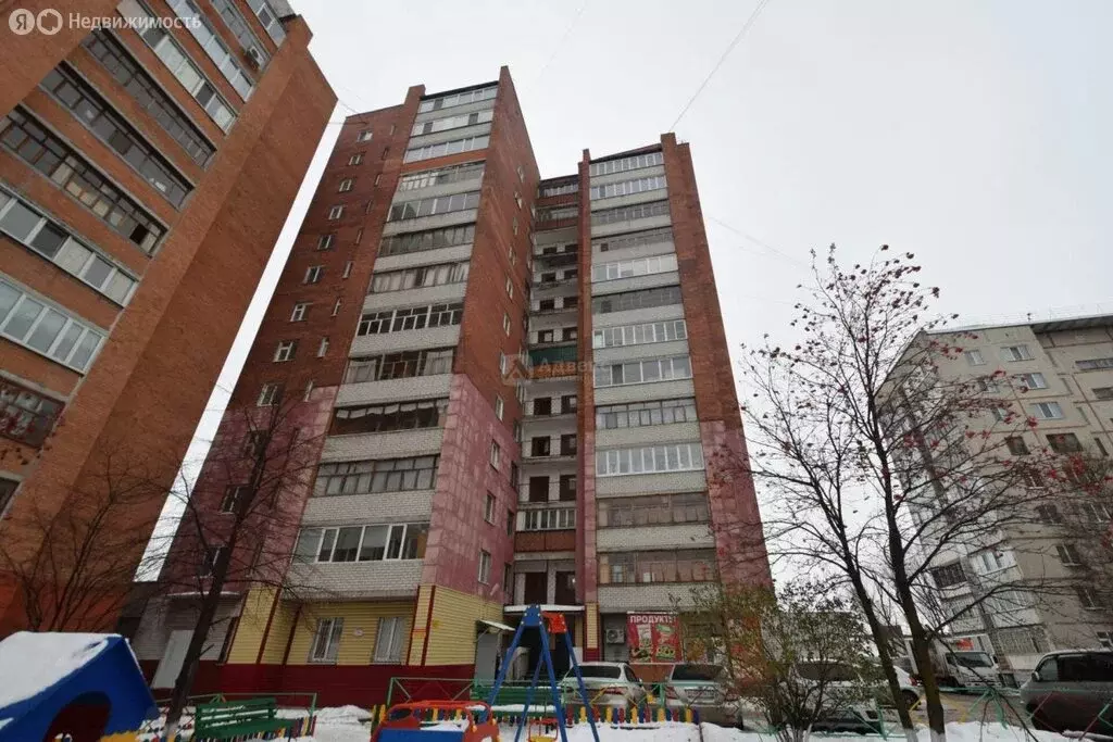 2-комнатная квартира: Тюмень, улица Червишевский Тракт, 92 (50 м) - Фото 1