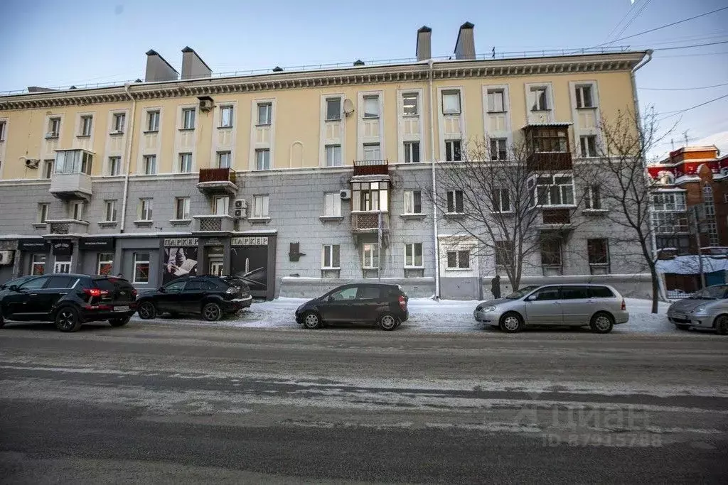 3-к кв. Омская область, Омск ул. Орджоникидзе, 16 (70.2 м) - Фото 0