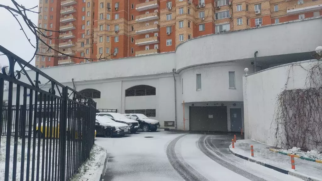 Гараж в Москва ул. Маршала Захарова, 20С2 (15 м) - Фото 1