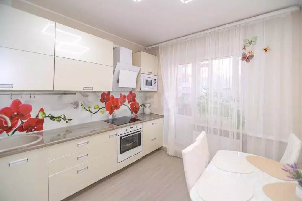 2-к кв. Ханты-Мансийский АО, Сургут ул. Профсоюзов, 34/1 (51.5 м) - Фото 1