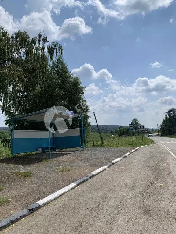 Участок в Пермский край, Карагайский муниципальный округ, д. Перы 23 ... - Фото 1