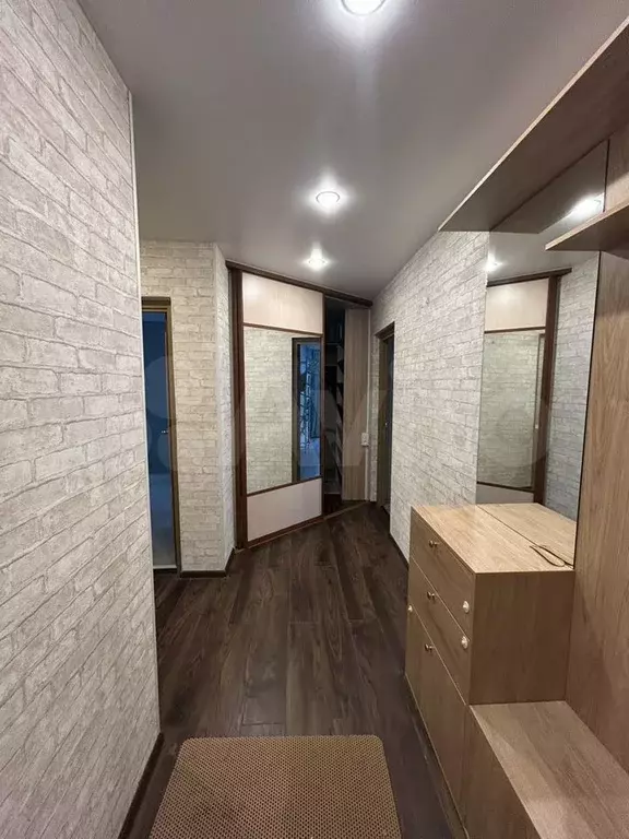 2-к. квартира, 60 м, 6/10 эт. - Фото 1