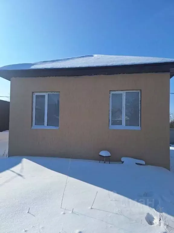 Дом в Саратовская область, Саратов ул. Еловая (60 м) - Фото 1