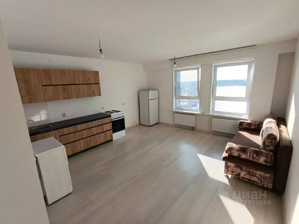 Студия Кировская область, Киров ул. Капитана Дорофеева, 16 (28.0 м) - Фото 1