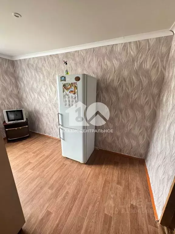 Комната Новосибирская область, Новосибирск ул. Объединения, 39 (13.0 ... - Фото 1