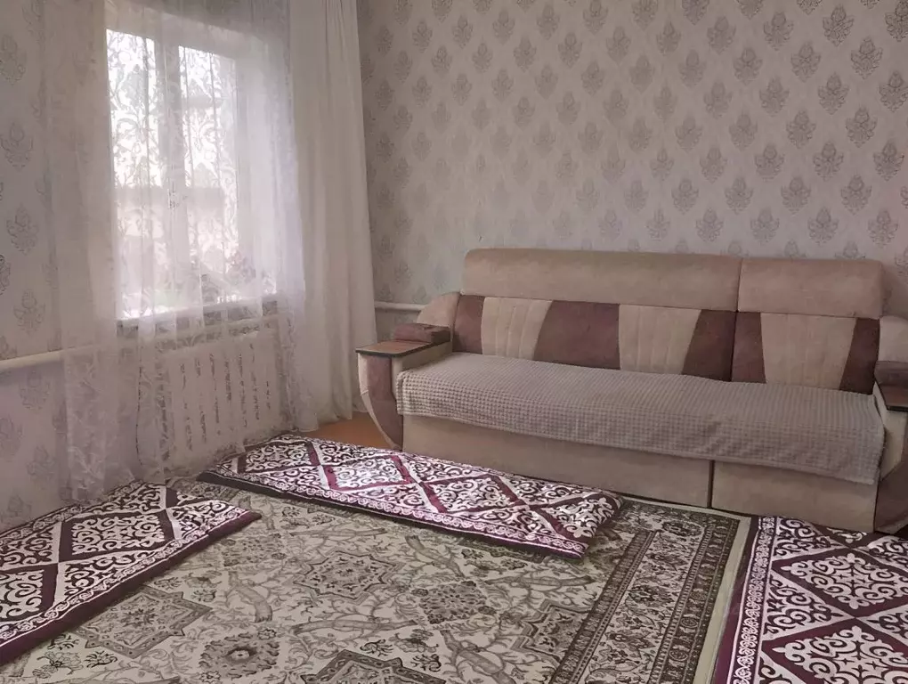 Дом в Омская область, Марьяновский район, пос. Конезаводский Дорожная ... - Фото 2