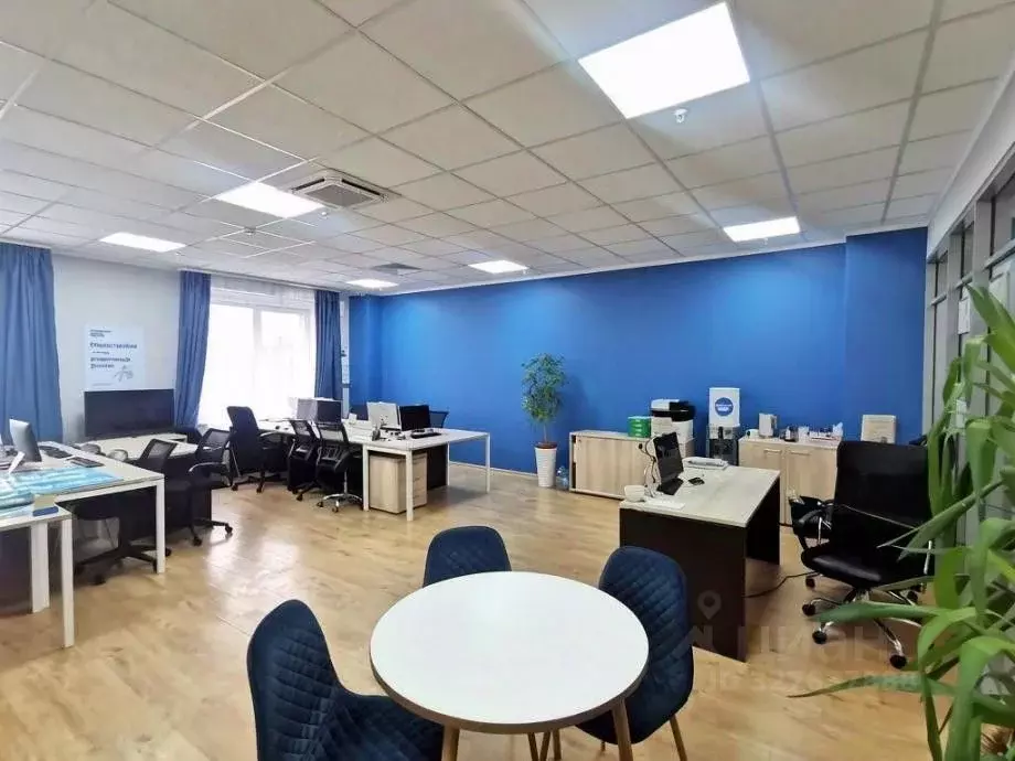 Офис в Санкт-Петербург Октябрьская наб., 10к1 (57 м) - Фото 1