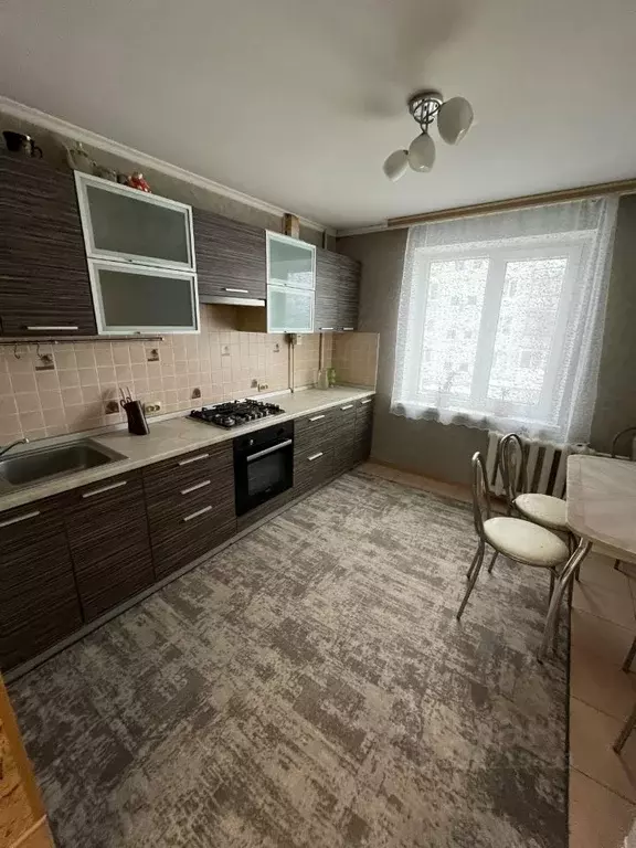 3-к кв. Омская область, Омск ул. Попова, 3/3 (70.0 м) - Фото 2