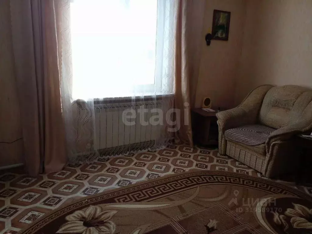 3-к кв. Тюменская область, с. Нижняя Тавда ул. Дорожная, 8 (53.4 м) - Фото 0