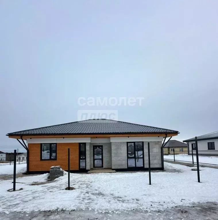 Дом в Вологодская область, Череповецкий район, Ирдоматское с/пос, д. ... - Фото 0
