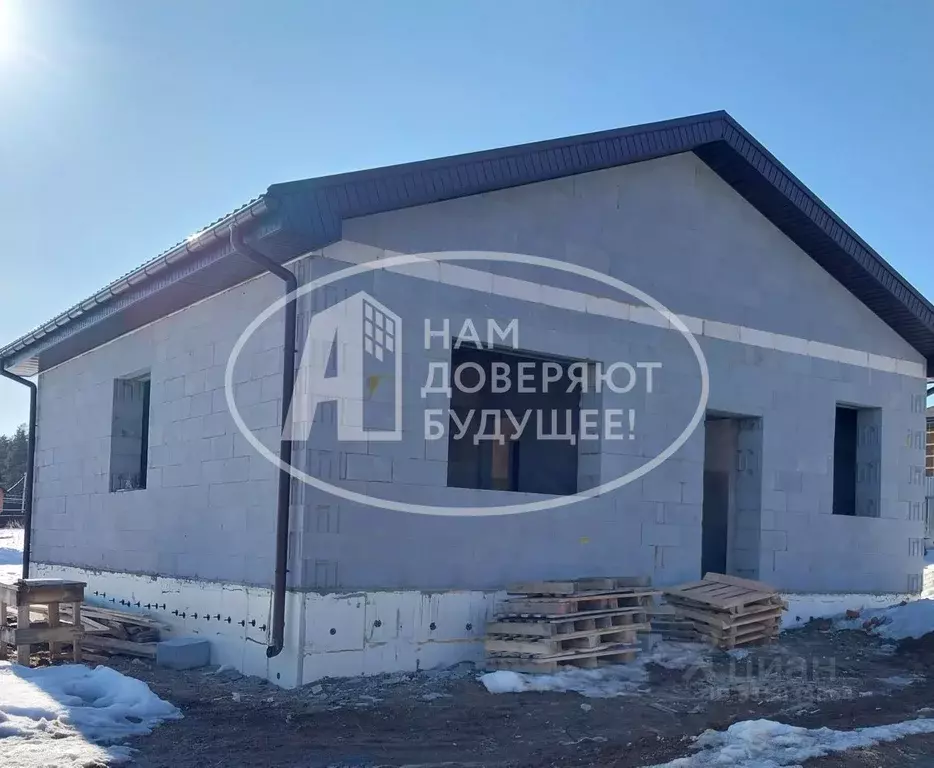 Дом в Удмуртия, Сарапульский район, с. Сигаево Советская ул., 102 (95 ... - Фото 1