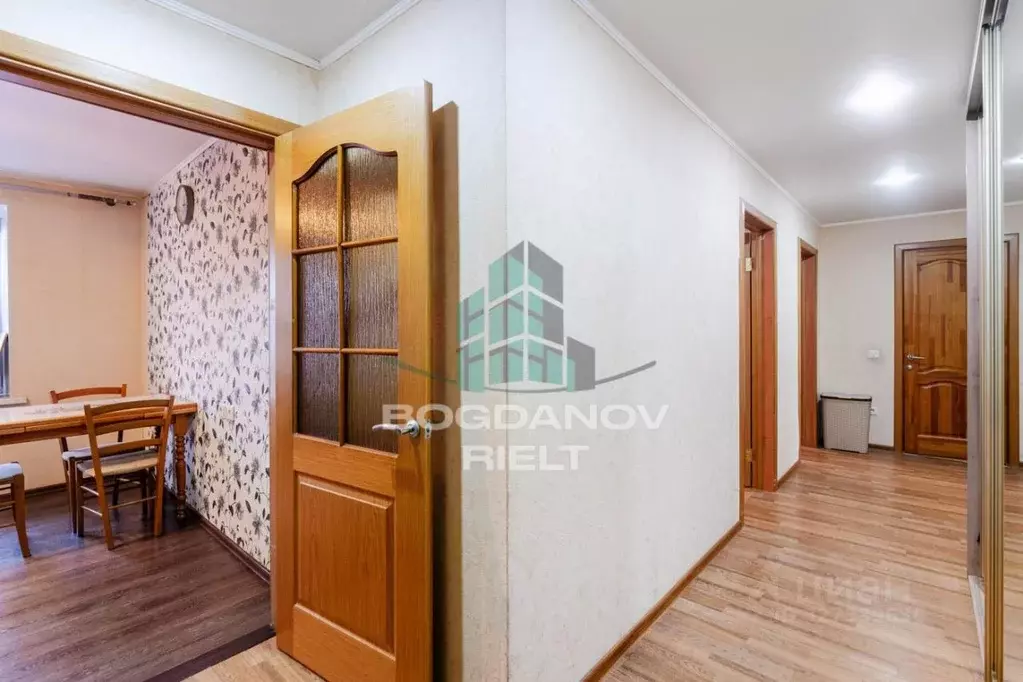 3-к кв. Омская область, Омский район муниципальный округ, с. Троицкое, ... - Фото 1