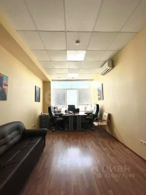 Офис в Липецкая область, Липецк пл. Петра Великого, 5 (105 м) - Фото 1