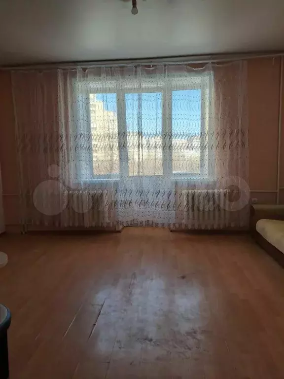 Комната 20 м в 3-к., 3/3 эт. - Фото 1