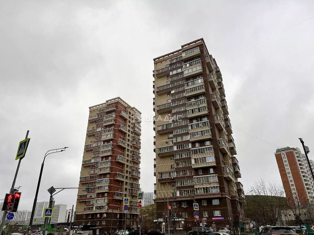 Продается 1-комнатная квартира - Фото 1