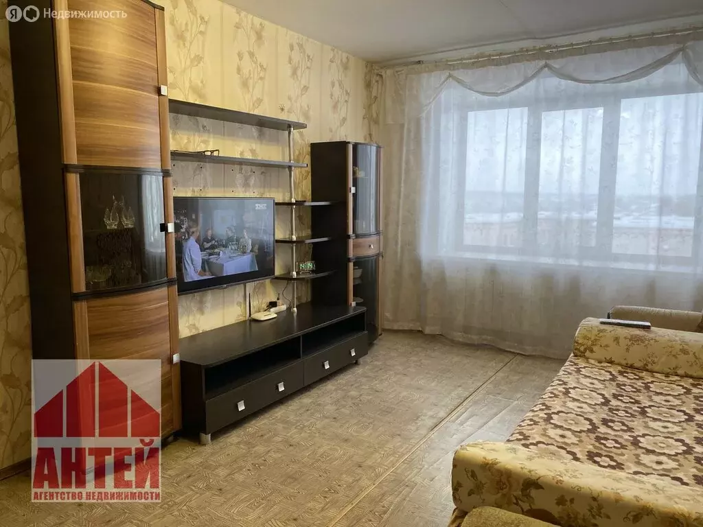 3-комнатная квартира: Павлово, улица Аллея Ильича, 50 (61.5 м) - Фото 1