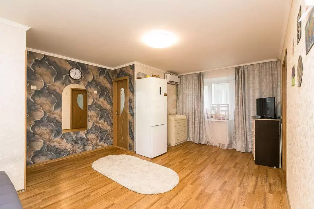 3-к кв. Тюменская область, Тюмень ул. Энергетиков, 6 (56.0 м) - Фото 1