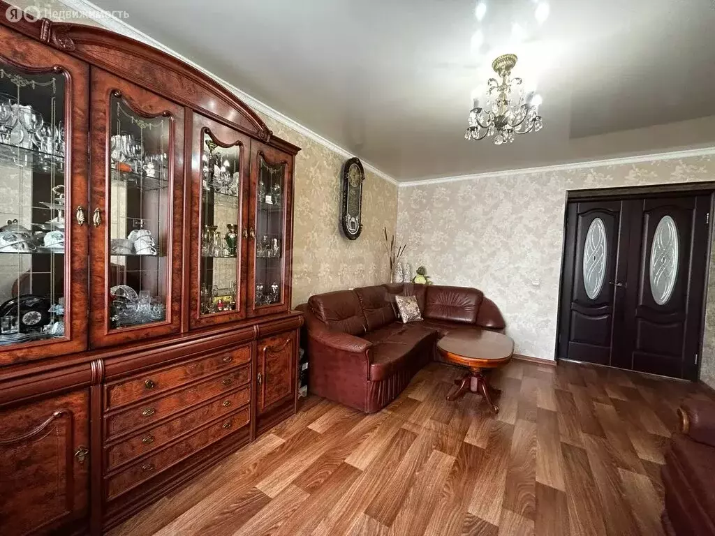 2-комнатная квартира: Энгельс, улица Тельмана, 150/8 (60 м) - Фото 1