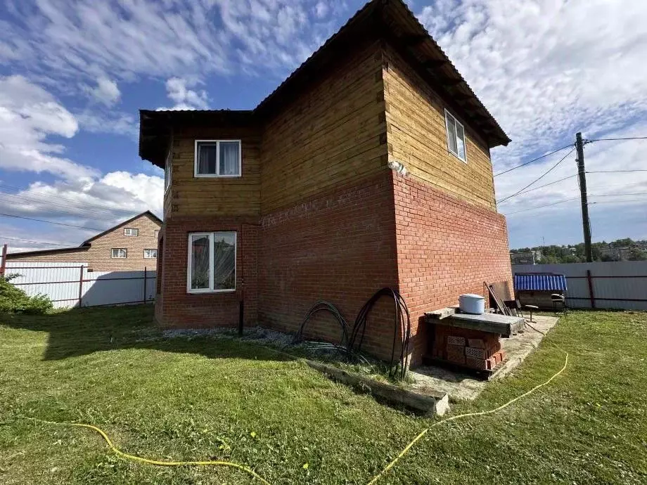 Дом в Пермский край, Березники ул. Куйбышева, 91 (170 м) - Фото 0