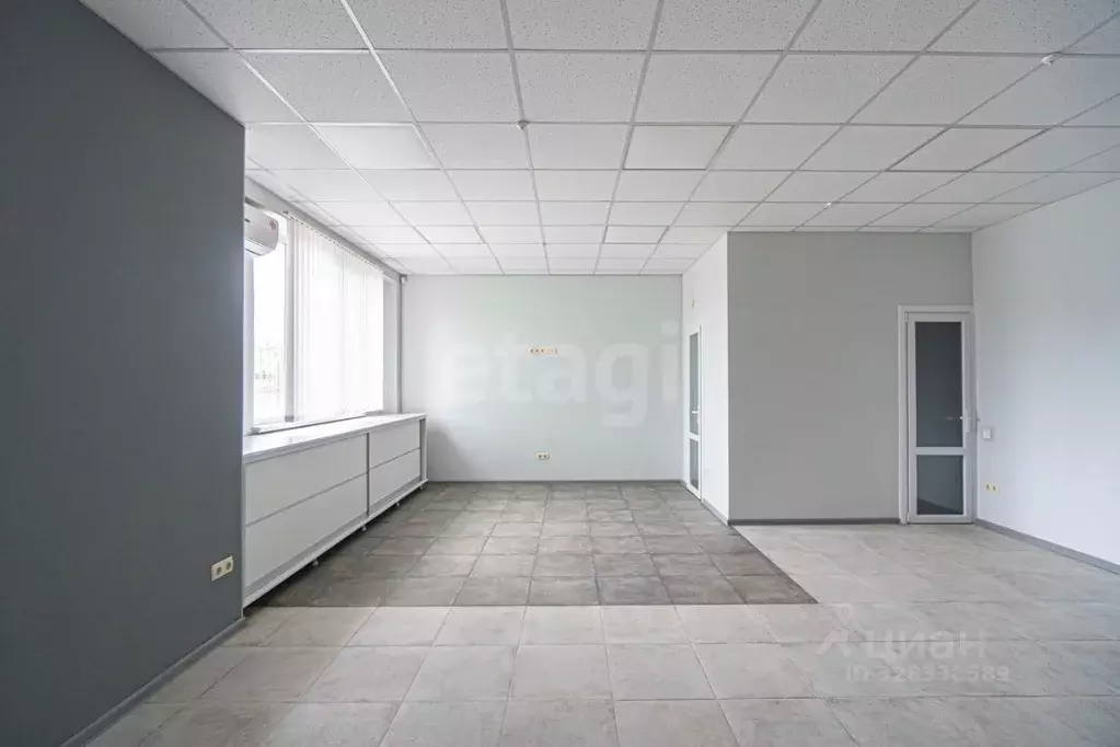 Торговая площадь в Севастополь ул. Тараса Шевченко, 49 (45 м) - Фото 1