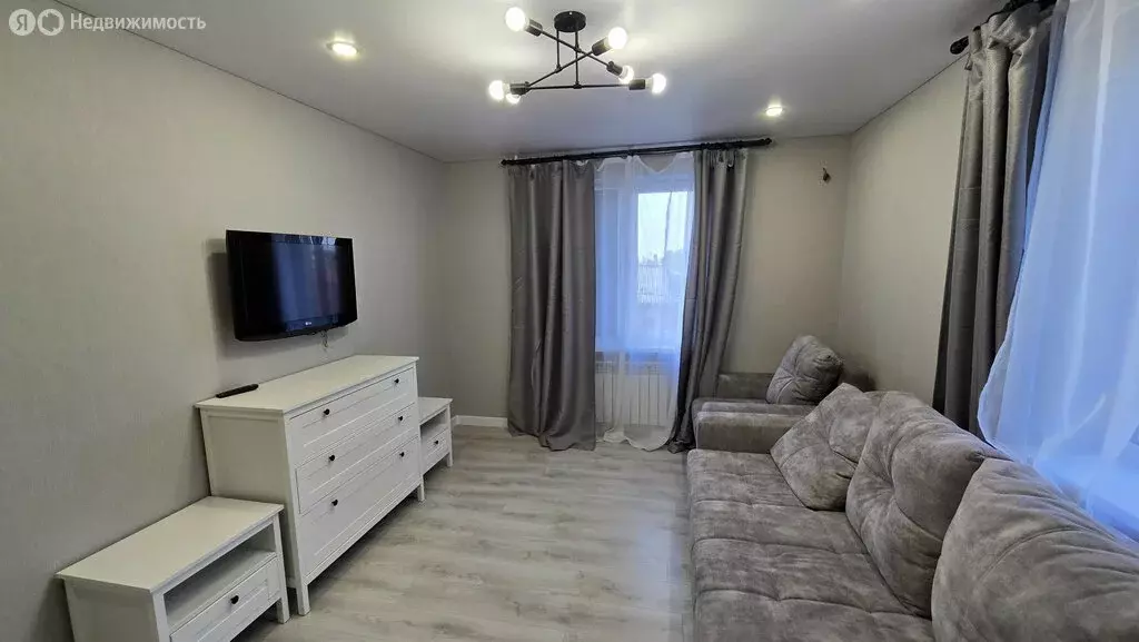 2-комнатная квартира: Владикавказ, улица Куйбышева, 64 (45 м) - Фото 0
