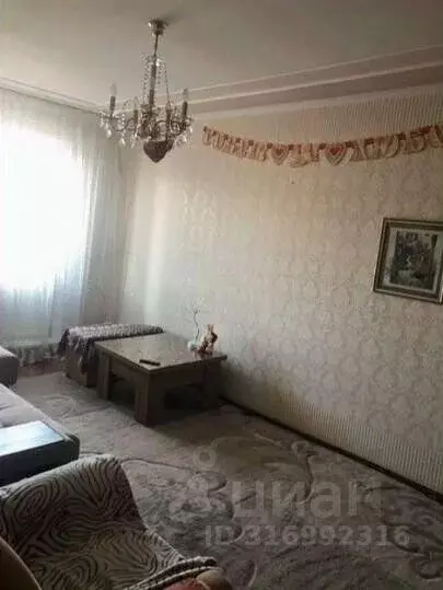 3-к кв. Белгородская область, Старый Оскол Молодогвардеец мкр, 13 ... - Фото 1