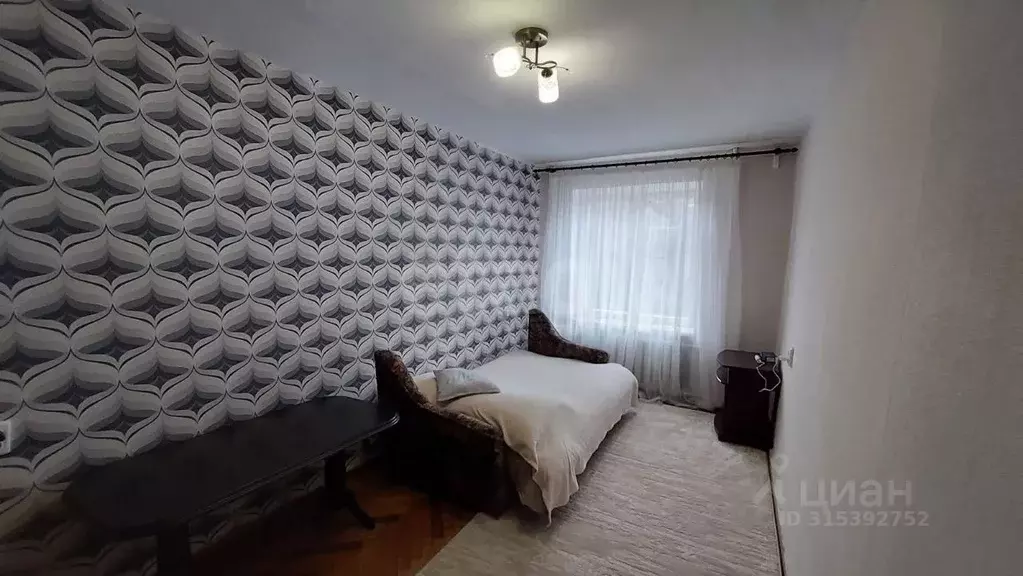 3-к кв. Крым, Феодосия ул. Федько, 36/7 (63.3 м) - Фото 0