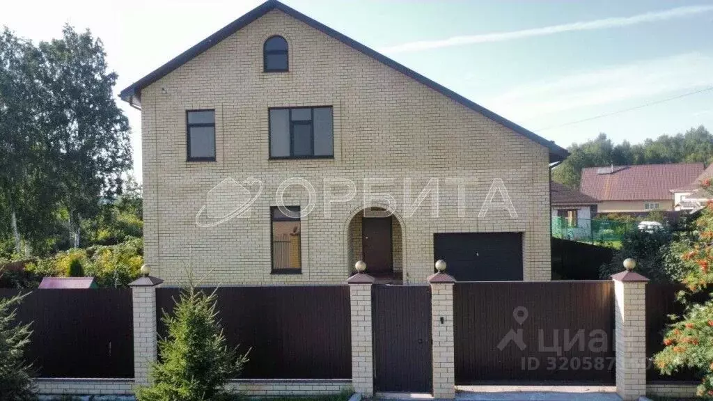 Дом в Тюменская область, Тюменский район, с. Гусево  (260 м) - Фото 1