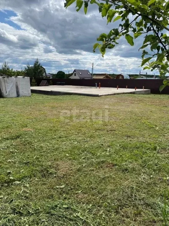 Участок в Московская область, Сергиево-Посадский городской округ, д. ... - Фото 0