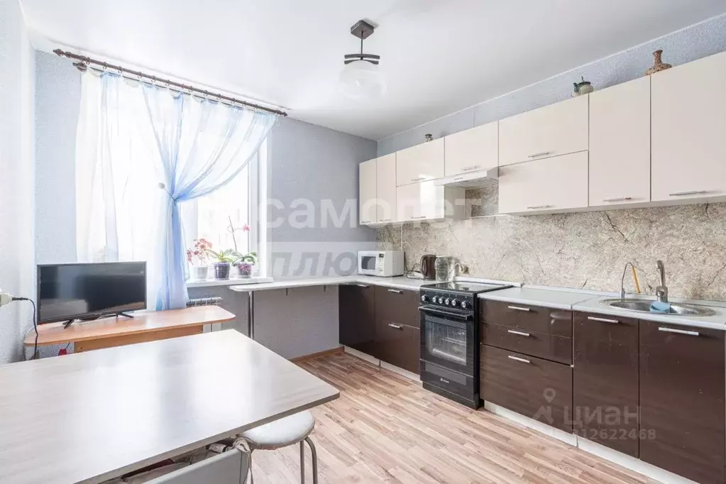 3-к кв. Татарстан, Казань ул. Нурихана Фаттаха, 17/4 (71.0 м) - Фото 1